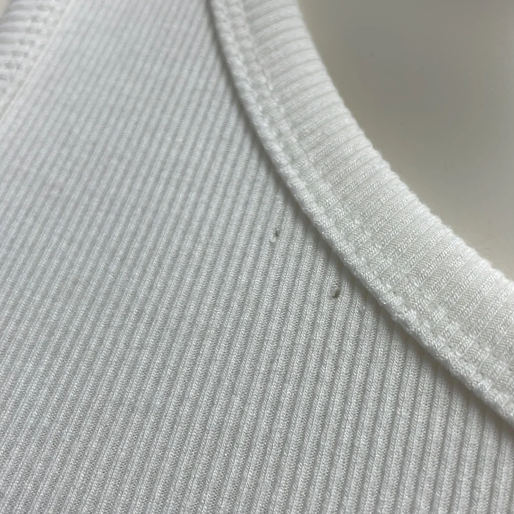 White Ribbed Cropped Tank Top - Picture 10 of 13